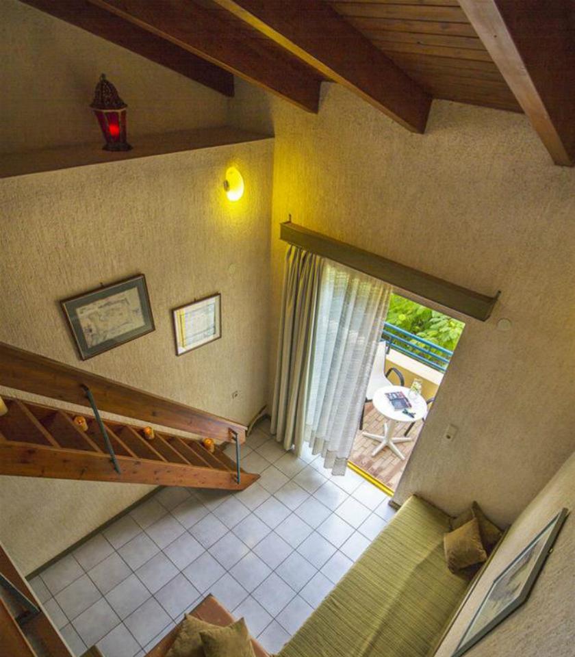 Lycasti Maisonettes ตาวโรไนติส ภายนอก รูปภาพ